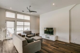 5202 Capitol Ave in Dallas, TX - Building Photo - Building Photo