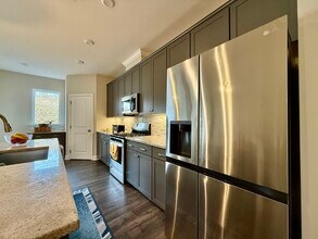 254 Deardom Wy in Chapel Hill, NC - Building Photo - Building Photo