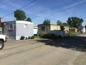 Culver Mobile Home Park in Culver, OR - Building Photo - Building Photo