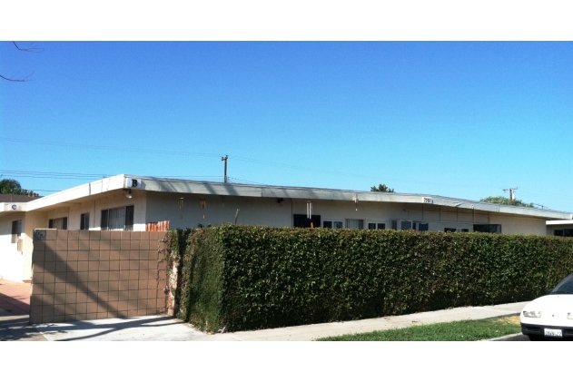 7581 Fillmore Dr in Buena Park, CA - Building Photo