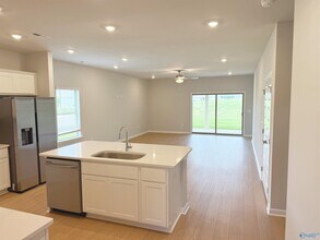 28529 Whitehall Ln in Madison, AL - Building Photo - Building Photo