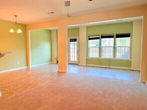 115 Hale Cir in Yorktown, VA - Building Photo - Building Photo