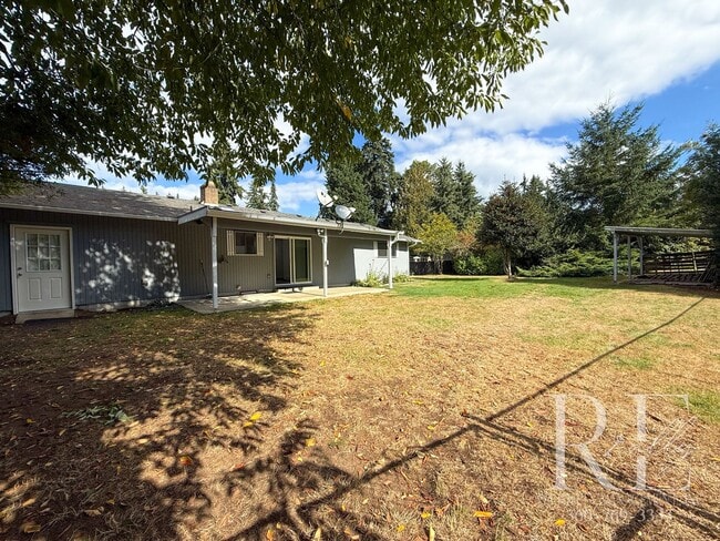 property at 2974 SE Amelia Ct
