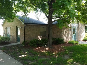 Cardinal Terrace Apartments in East Chicago, IN - Building Photo - Building Photo