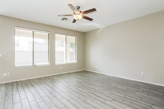 13797 W Redfield Rd in Surprise, AZ - Building Photo - Building Photo