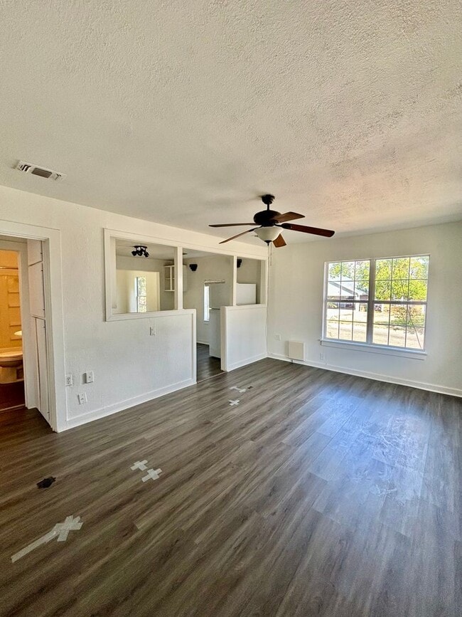 1307 Bertha St in San Angelo, TX - Building Photo - Building Photo