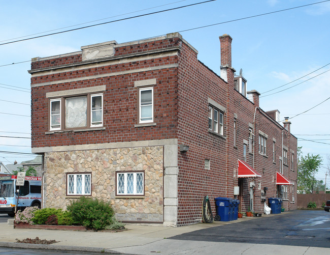 594 Ontario St in Buffalo, NY - Building Photo - Building Photo