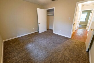 2230 Mandrell Ct in Tallahassee, FL - Building Photo - Building Photo