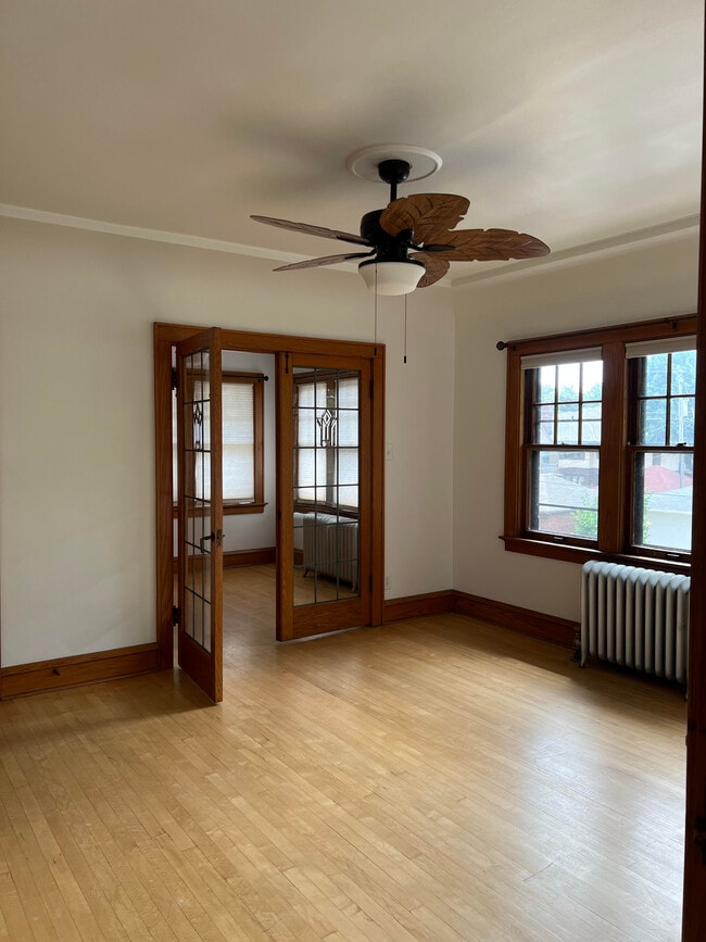 726 N 49th St, Unit 3