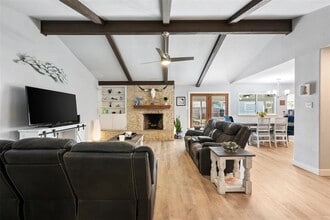 117 Shady Oak Dr in Georgetown, TX - Building Photo - Building Photo