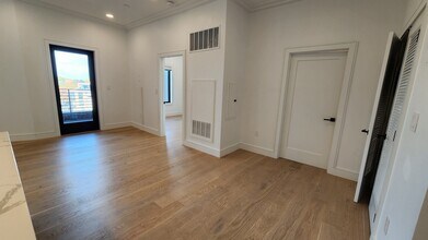 56 Leo M Birmingham Pky, Unit #603 in Boston, MA - Building Photo - Building Photo