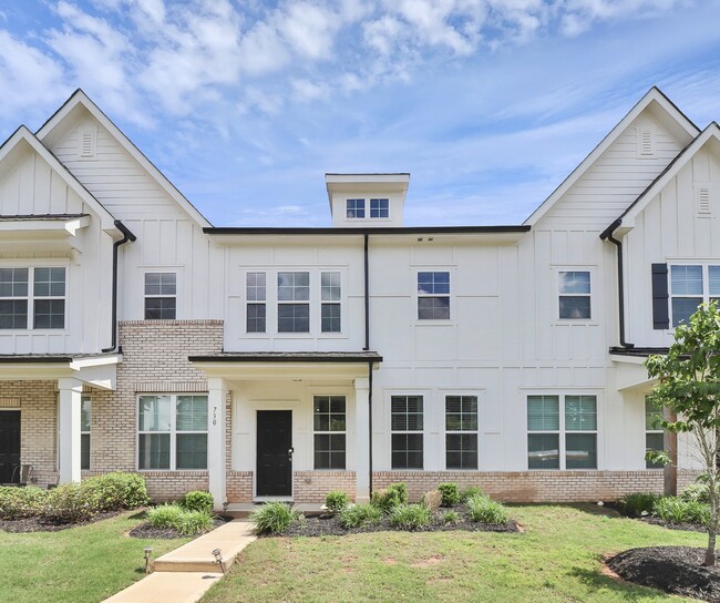 property at 730 Herlong Ave