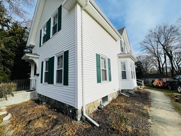 249 N Main St in Middleboro, MA - Building Photo - Building Photo