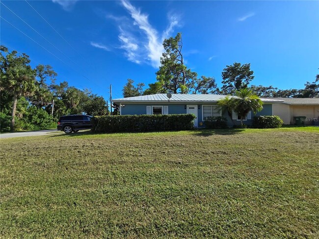 1384 39th St in Sarasota, FL - Building Photo - Building Photo