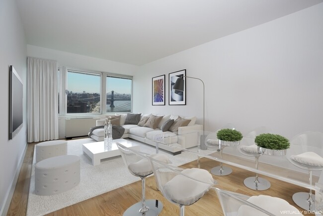 456 W 37th St in New York, NY - Building Photo - Building Photo