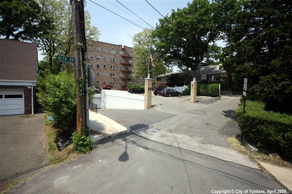 Alta Avenue Apartments in Yonkers, NY - Building Photo