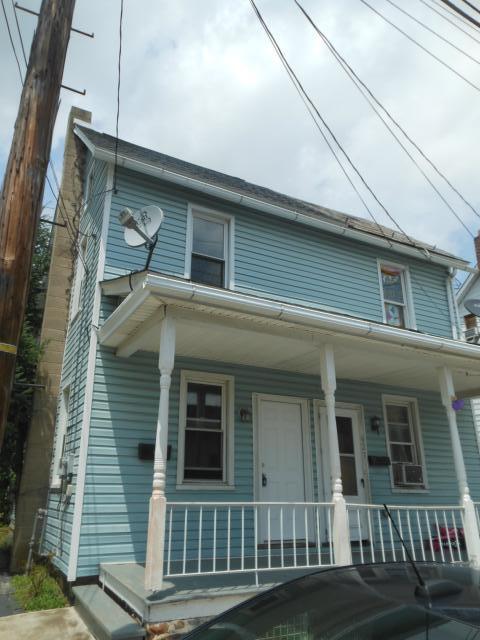 629 Pen Argyl St in Pen Argyl, PA - Foto de edificio - Building Photo