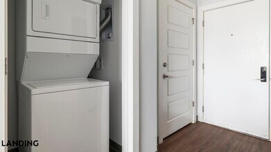 302 13th St S, Unit 611 in Birmingham, AL - Building Photo - Building Photo