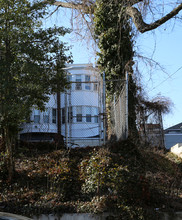 College House in Philadelphia, PA - Building Photo - Building Photo