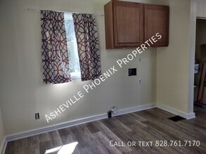 109 Lanier Ln in Swannanoa, NC - Building Photo - Building Photo