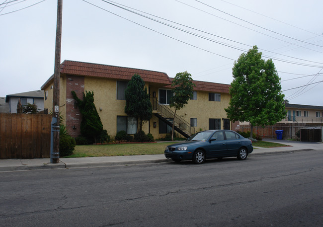 1187 Donax Ave in Imperial Beach, CA - Building Photo - Building Photo