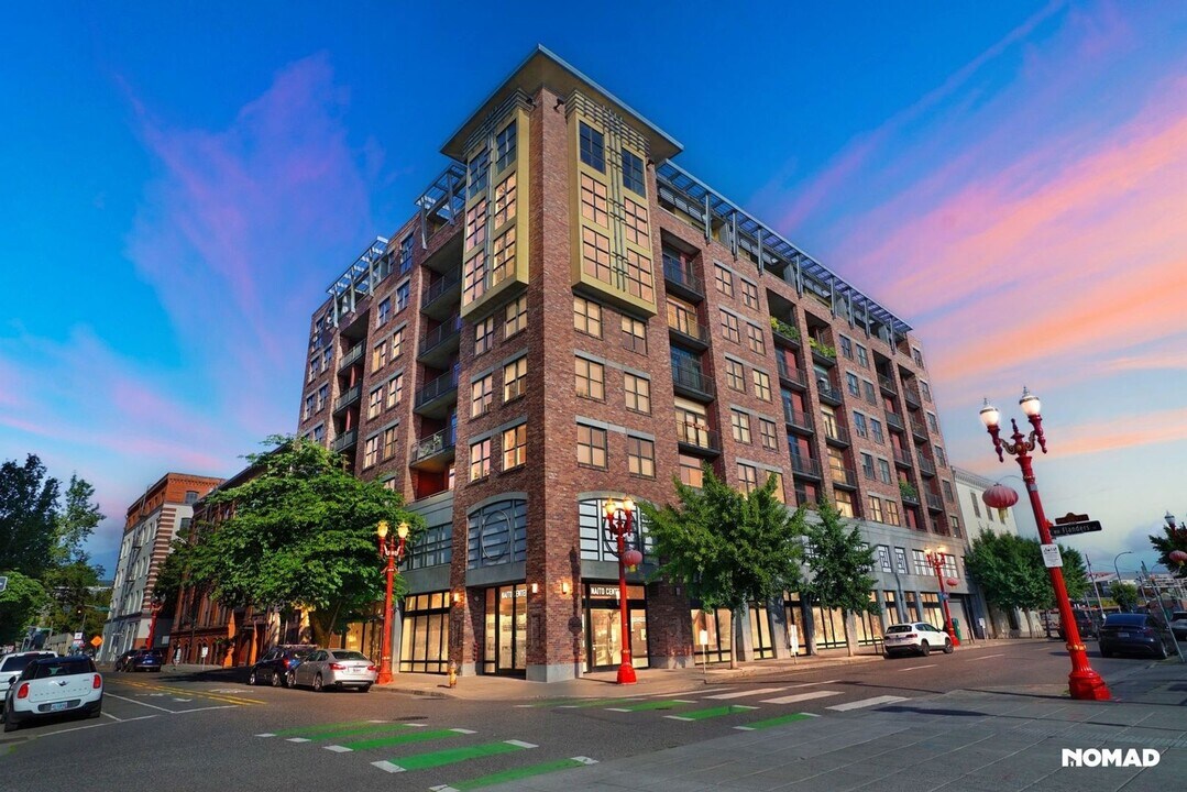 411 NW Flanders St in Portland, OR - Building Photo