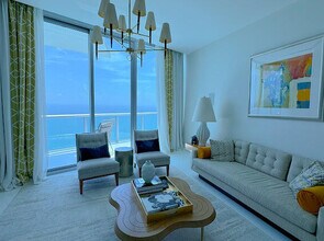 17001 Collins Ave in Sunny Isles Beach, FL - Building Photo - Building Photo