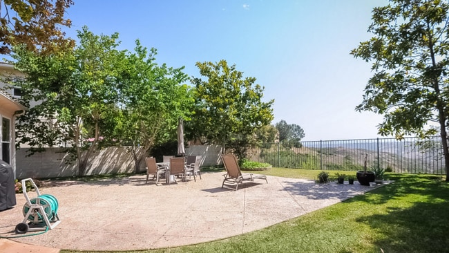 10975 Vereda Sol Del Dios in San Diego, CA - Building Photo - Building Photo
