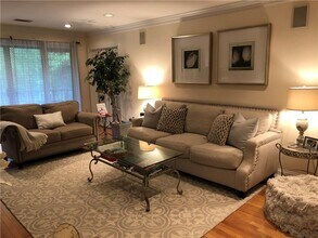 4209 Pine Heights Dr NE in Atlanta, GA - Building Photo - Building Photo