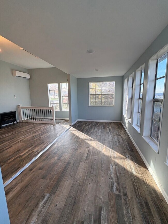 665 Blennerhassett Heights Rd in Parkersburg, WV - Building Photo - Building Photo