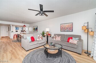 2711 First St in Ft. Myers, FL - Building Photo - Building Photo