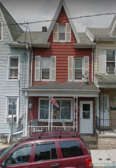 906 Race St Photo