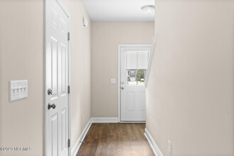 202 N Stingray Ln in Sneads Ferry, NC - Building Photo - Building Photo