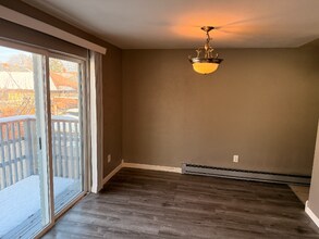 117 E Euclid Ave in Spokane, WA - Foto de edificio - Building Photo