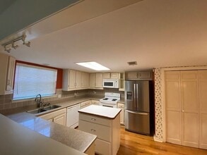320 Wild Cedar Pl in Brandon, MS - Building Photo - Building Photo
