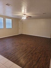 210 Bobbie Ann Ct in Granbury, TX - Building Photo - Building Photo
