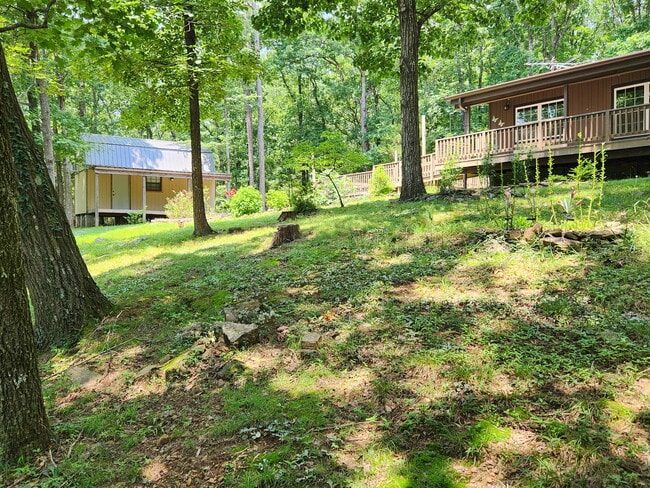 106 Oakpark Ln in Fairfield Bay, AR - Building Photo - Building Photo