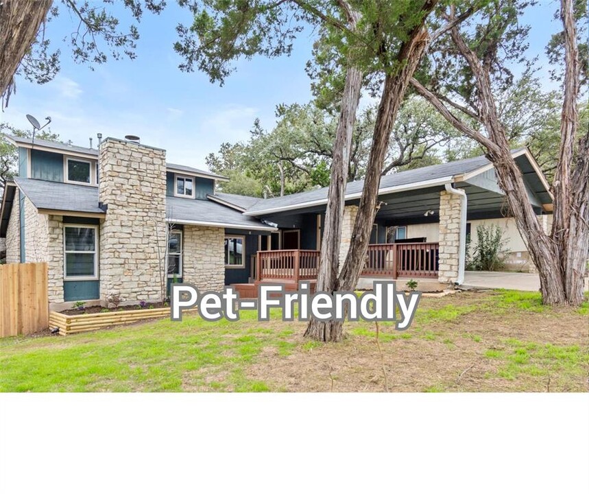 7701 Peaceful Hill Ln in Austin, TX - Building Photo