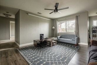 1905 Waterford Rd in Sacramento, CA - Building Photo - Building Photo