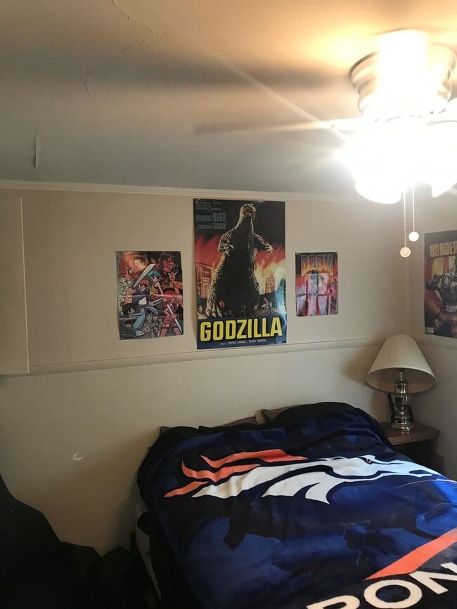 property at 620 W 24th St