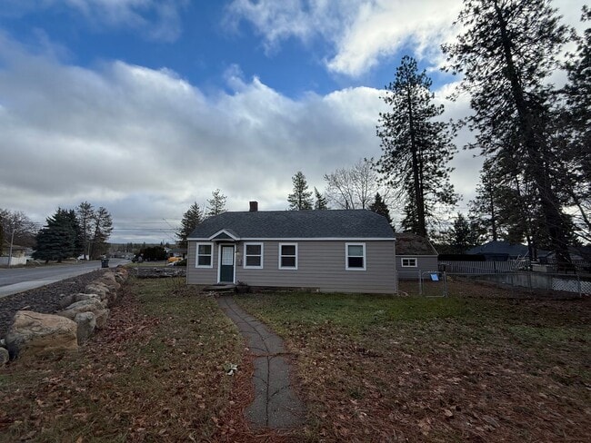 property at 1013 4th St