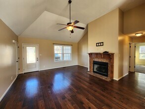 2200 Allen-Griffey Rd in Clarksville, TN - Building Photo - Building Photo