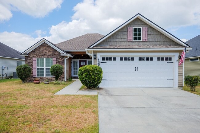 property at 4086 Glen Laurel Dr E