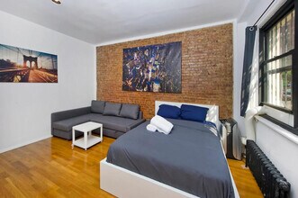 1789 1st Ave in New York, NY - Building Photo - Building Photo