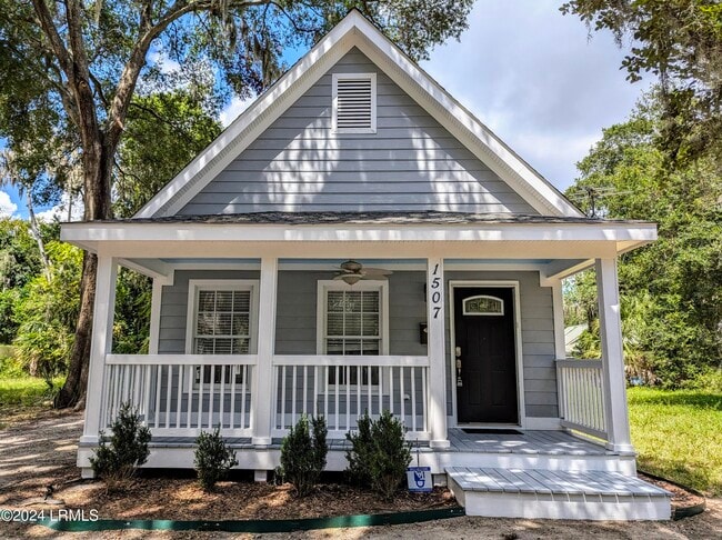 property at 1507 Washington St