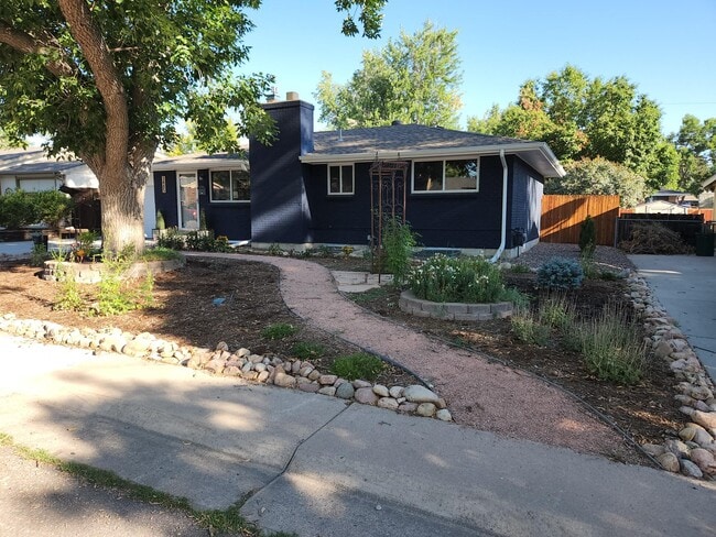 3485 W Powers Pl in Littleton, CO - Building Photo - Building Photo