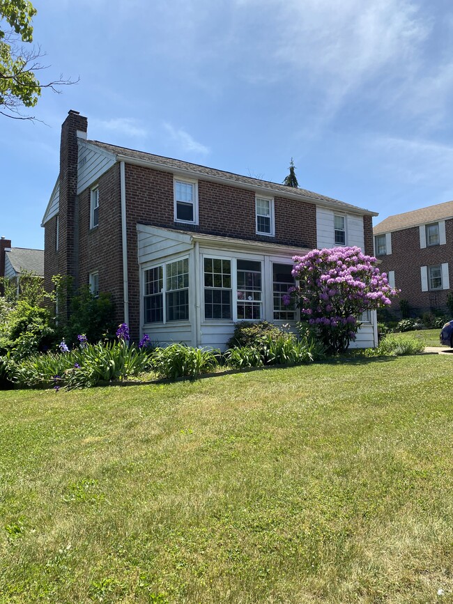 property at 629 Palairet Rd
