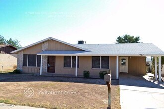 7727 W Reade Ave in Glendale, AZ - Building Photo - Building Photo