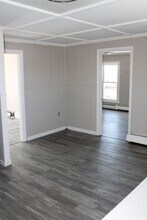 20 Bellevue St in Winslow, ME - Foto de edificio - Building Photo