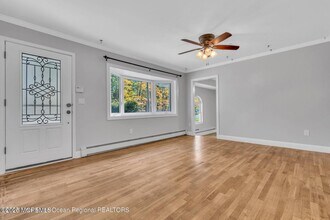 2253 Llewellyn Pkwy in Lacey, NJ - Building Photo - Building Photo